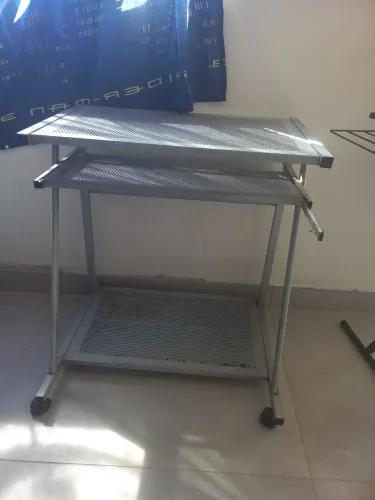Mesa de escritório usada