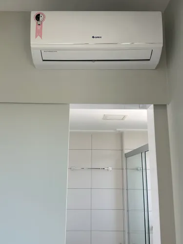 Ar condicionado SPLIT HW INVERTER FRIO GREE