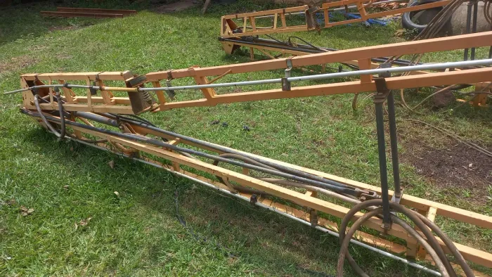 APENAS AS BARRAS DE PULVERIZADOR