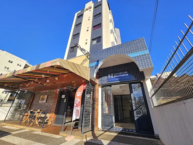 Sala Comercial para alugar no Edifício Comercial Numata, Centro.