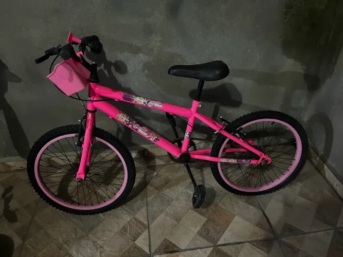 Bicicleta aro 20 Barbie
