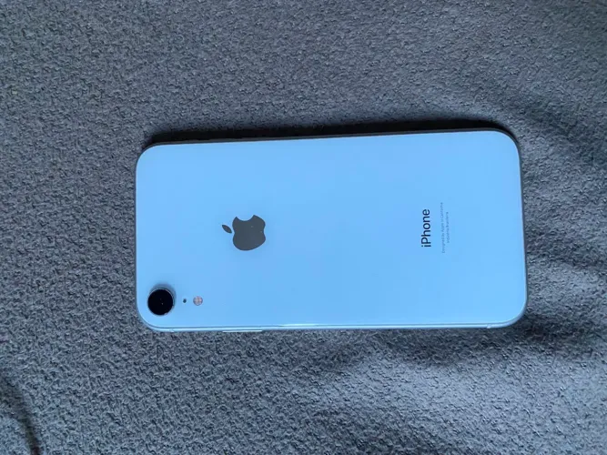 iPhone XR 64gb/ troco em poco x5 pro em diante