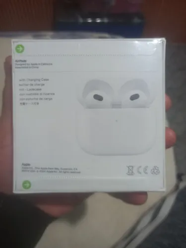 Vendo fone de ouvido via Bluetooth  da Apple na caixa lacrado nunca foi usado zero de loja