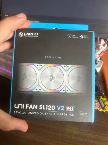 Uni fan sl120 v2 lianli