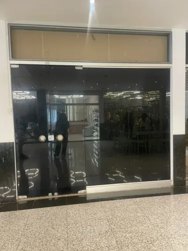 Centro comercial para aluguel tem 35 metros quadrados em Setor Sudoeste - Brasília - DF