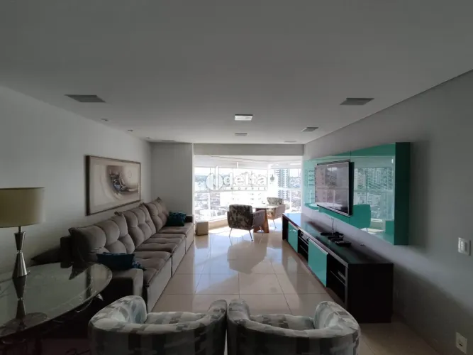 Apartamento mobiliado com 2 quartos sendo 1 suíte, disponível para locação no bairro Fundi