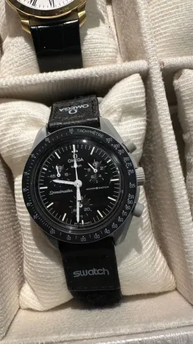 Relogio Omega Swatch - Preto e cinza - premium