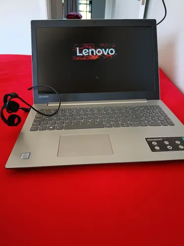 Vendo notebook Lenovo i3 ideapad 330