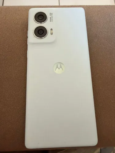 Motorola Edge 50 Fusion 256GB / 12GB RAM - Estado de Novo!