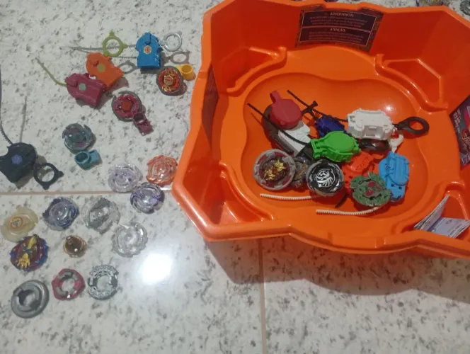 Beyblade lote