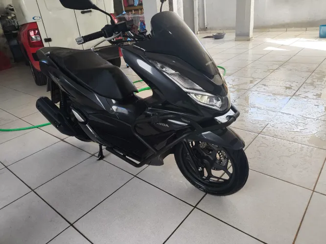 Honda PCX com Baixo KM. 3.550