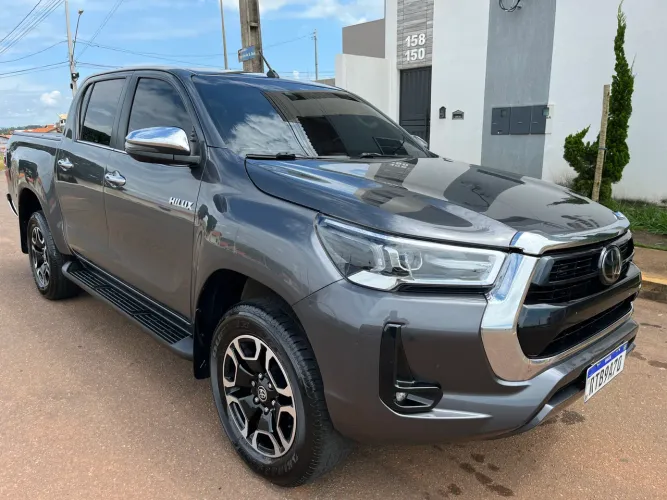 Toyota Hilux CD SRX 4X4 2.8 TDI 16V Diesel Aut. 2021