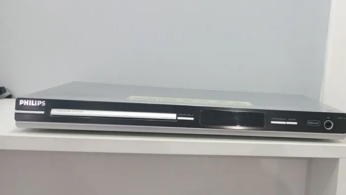 DVD Philips. Para retirar peças ou consertar.