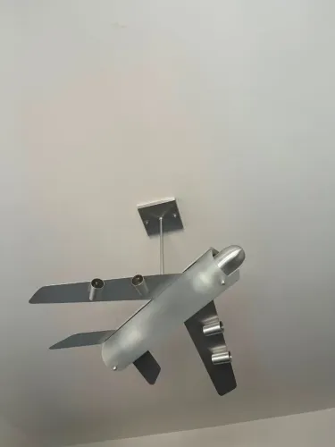 Vendo luminária de Quarto Infantil Semi-Nova (Avião ou Borboleta)