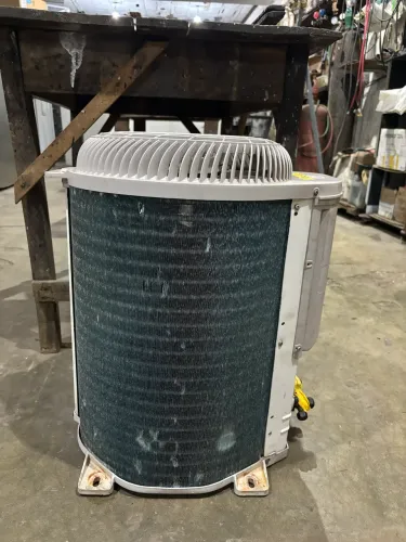 Condensadora 12.000 Btu convencional