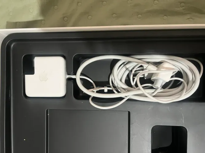 MacBook Air 13
