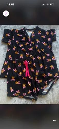 Pijama estilo americano preto da minnie de botões