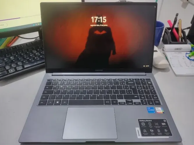 Samsung Galaxy Book4 Intel® Core? i5-1335U, 8GB, 15.6'' Full HD LED | Windows 11 Home, 512