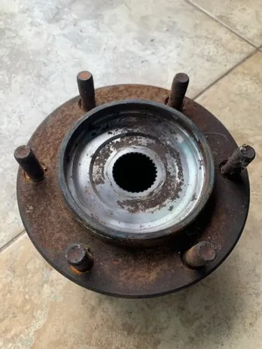 cubo/roda dianteira toyota hillux 3,0 original