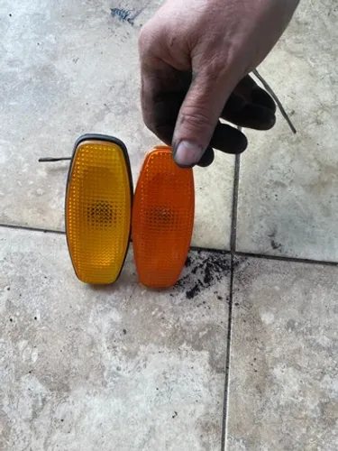 seta pisca porta hyundai hr original cada 70 reais