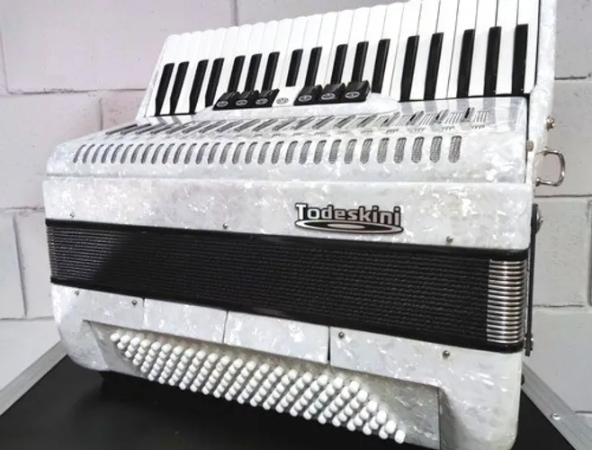 Acordeon 120 Baixos Todeskini Branco Novo Lj Oficial