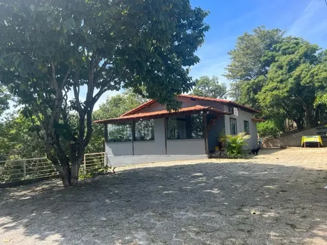 Sitio 1500 m², condomínio fechado,  casa, pomar, campo de futebol, bem localizado, Jabotic