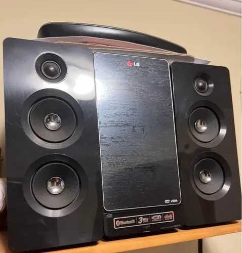 Micro system LG (com Dock iPod)