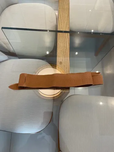 Cinto de couro Zinzane - nunca usado!