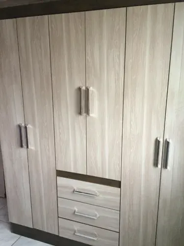 Promoção Guarda Roupa Marrom - R4