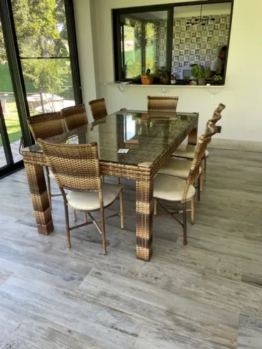 Mesa de jantar com 8 cadeiras pronta entrega !!!!!