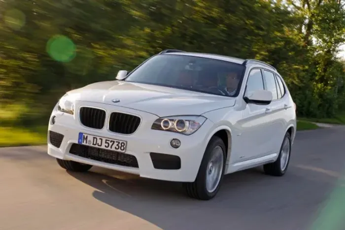 Sucata BMW x1 2012