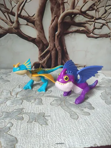  Dragões Baby Scuttleclaw e Stormfly - Como Treinar o Seu Dragão