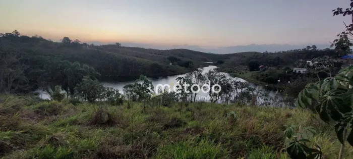 Terreno à venda, 1125 m² por R$ 385.000,00 - Condomínio Lago Dourado - Jacareí/SP