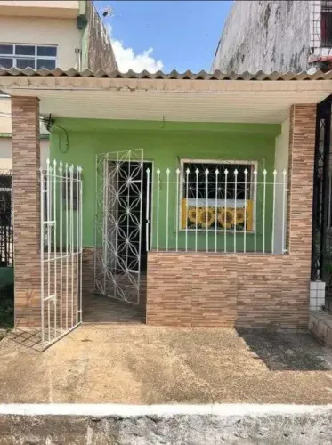 VENDO CASA NO LÍRIO DO VALE COM 2 QUARTOS