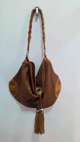 Bolsa de ombro couro marrom estilo vintage 