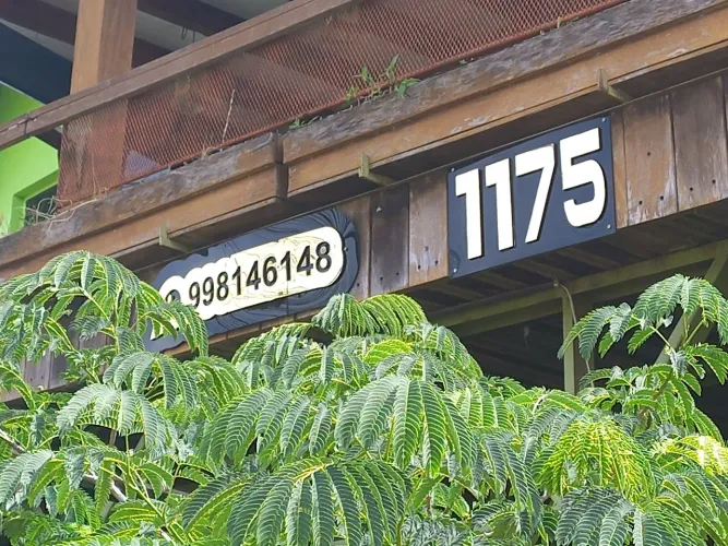Placa acrílico para condomínios e predios