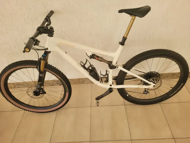 Bicicleta Specialized Epic Evo Pro (novíssima)