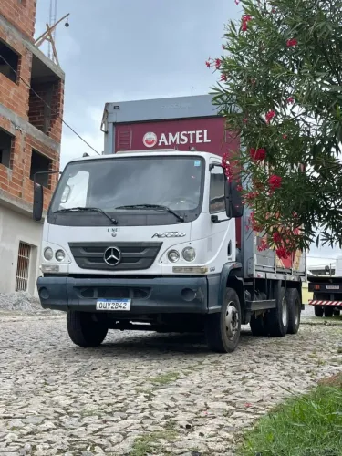 Accelo trucado 6x2