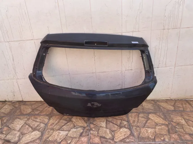 Tampa traseira Vectra Hatch GT 2006/2007/2008/2009/2010/2011/2012