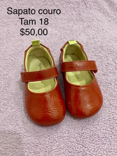 Sapato de Couro Tip Top Toey vermelho para Bebê - Tam 18