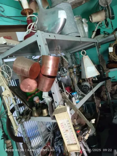 Lote de antiguidades diversas