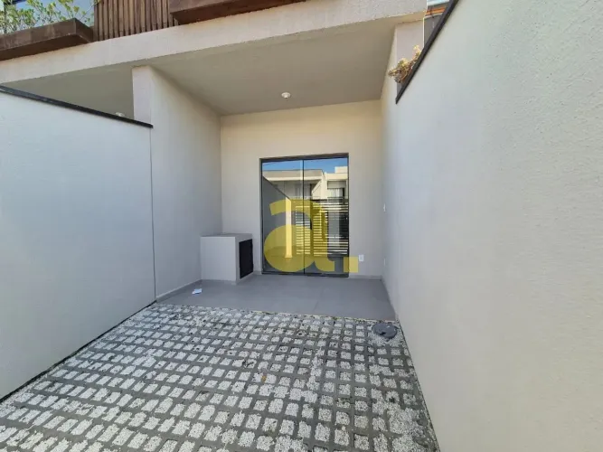 Sobrado para locação com 2 suítes - Água Verde, Blumenau 90m²