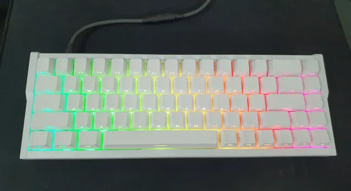 Teclado gamer magnético IROK MG68 MAX