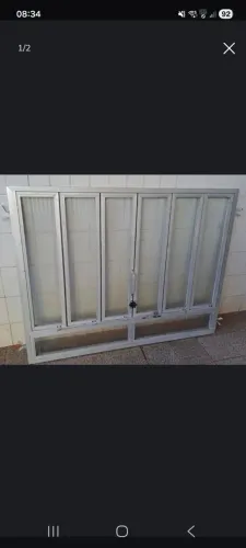 Janela Pivotante NOVA