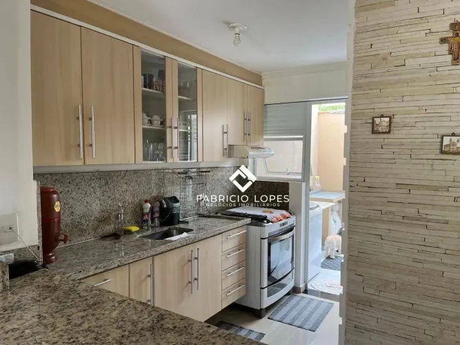 Excelente Sobrado com 3 dormitórios à venda, 100 m² - São João - Jacareí/SP