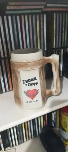 Caneca de chopp comemorativa-anos80 Friburgo -reliquia