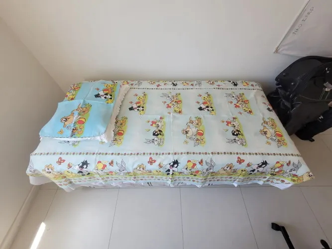 Cocha de cama solteiro infantil baby looney tunes