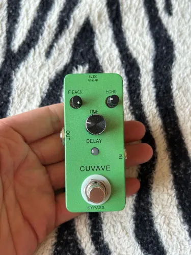 Cuvave Delay Pedal