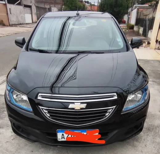 Chevrolet Onix Hatch LT 1.4 8V Flex Power Mec. 4P 2015