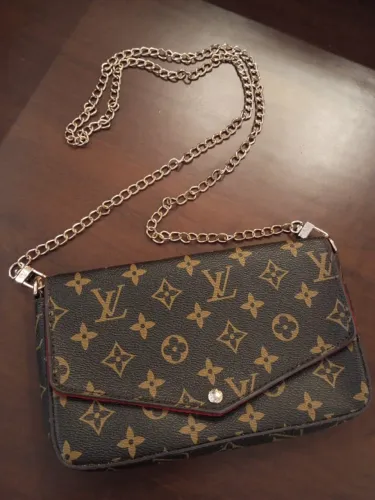  Bolsa de mão Louis Vuitton